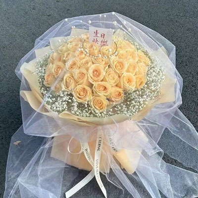 荆门52朵香槟玫瑰满天星，你就是我的全部